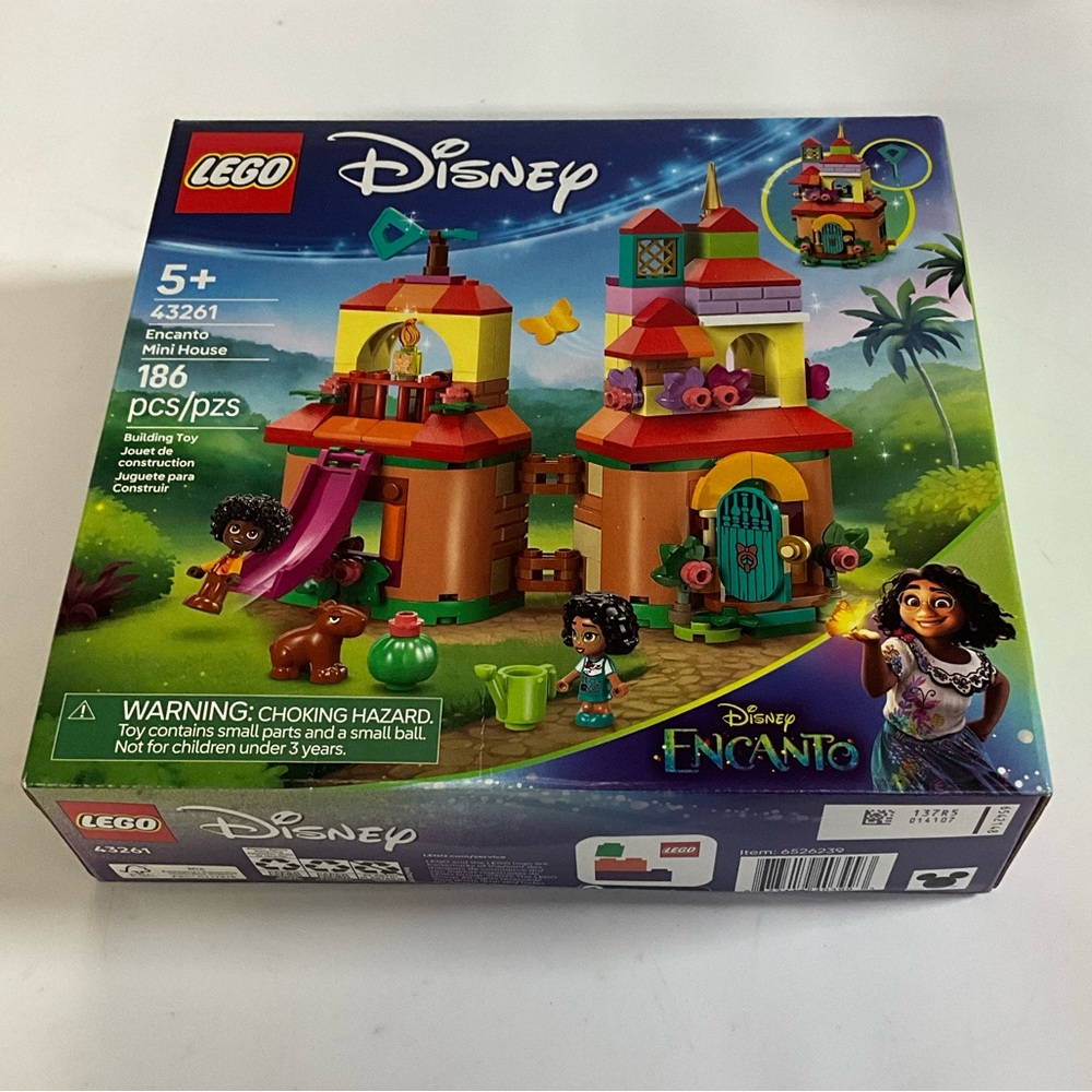 LEGO Disney: Encanto Mini House (43261) BRAND NEW - Sealed in box